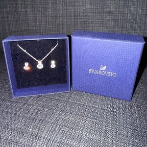 Swarovski Silver Necklace and Earring Set